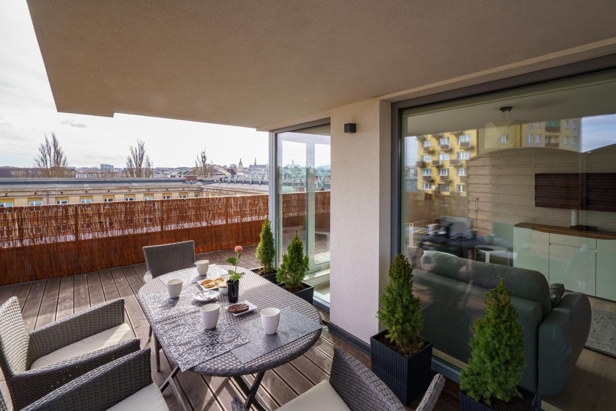 Apartament Z Tarasem Kielce Exterior photo