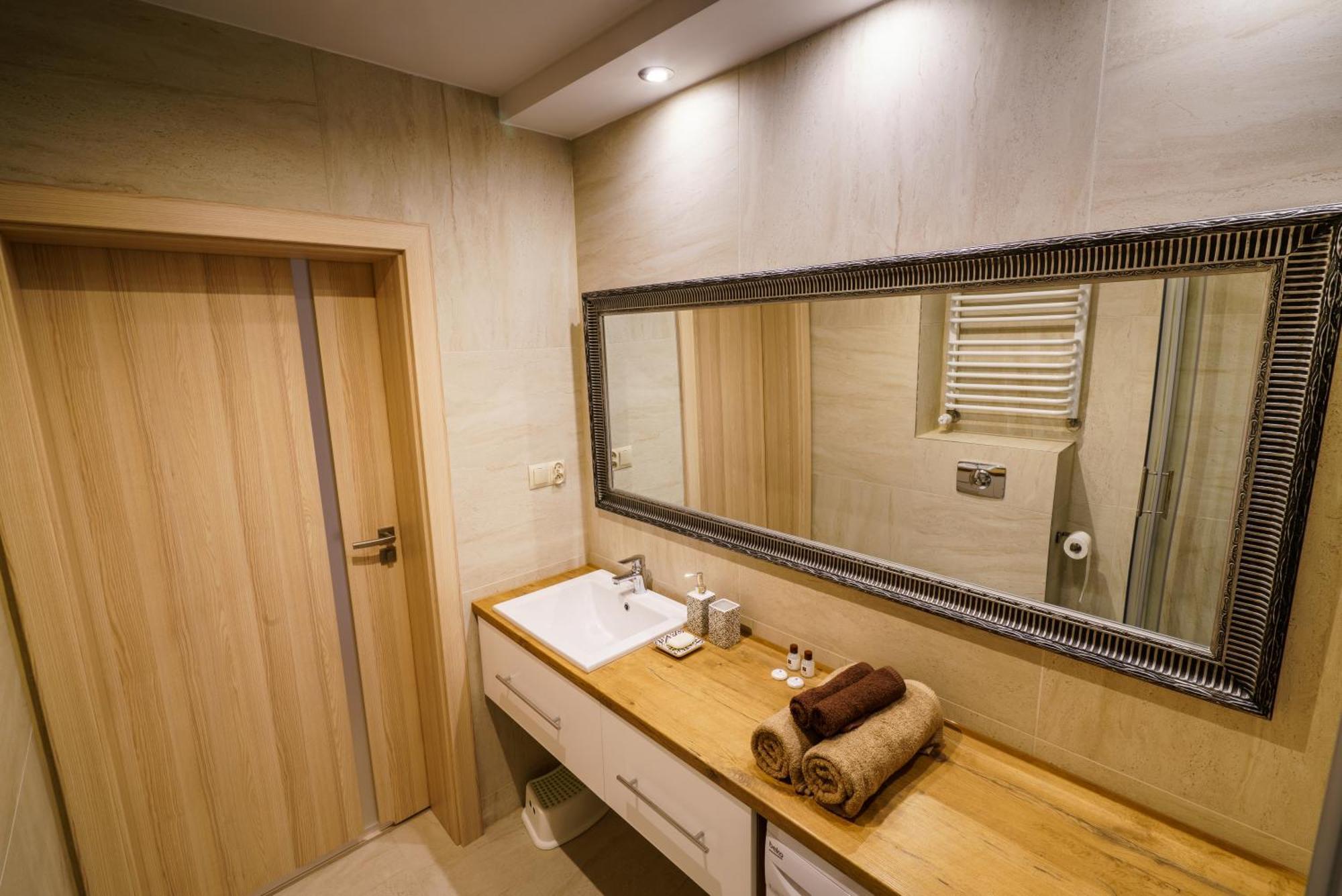 Apartament Z Tarasem Kielce Exterior photo